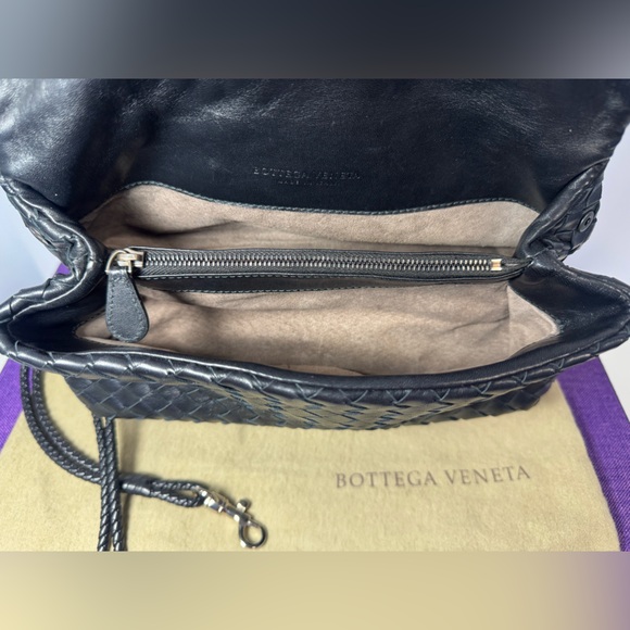 Bottega Veneta Dark Woven Leather Wristlet - Picture 3 of 3